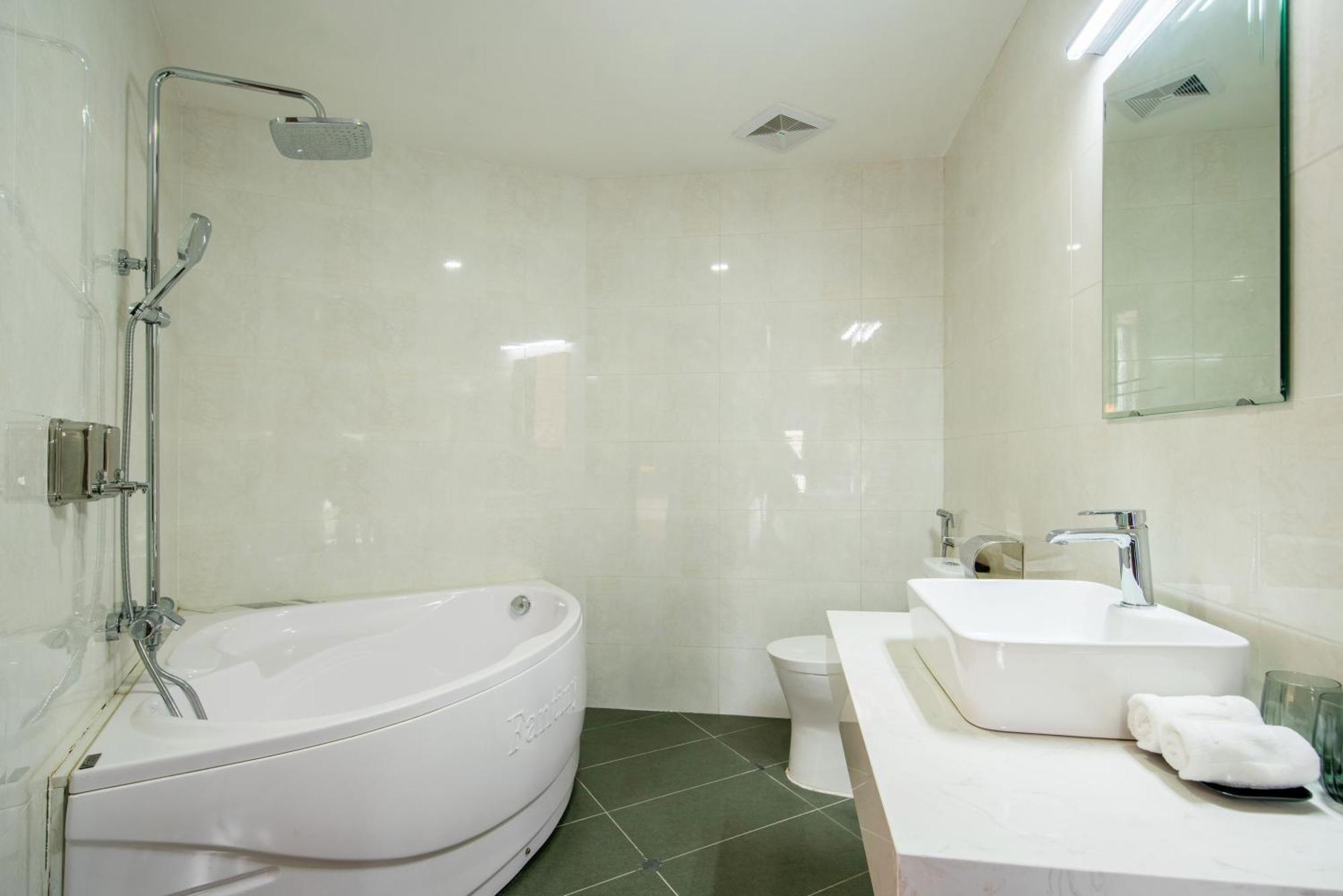 Jacayl Hotel Tcg Hanoi Kültér fotó